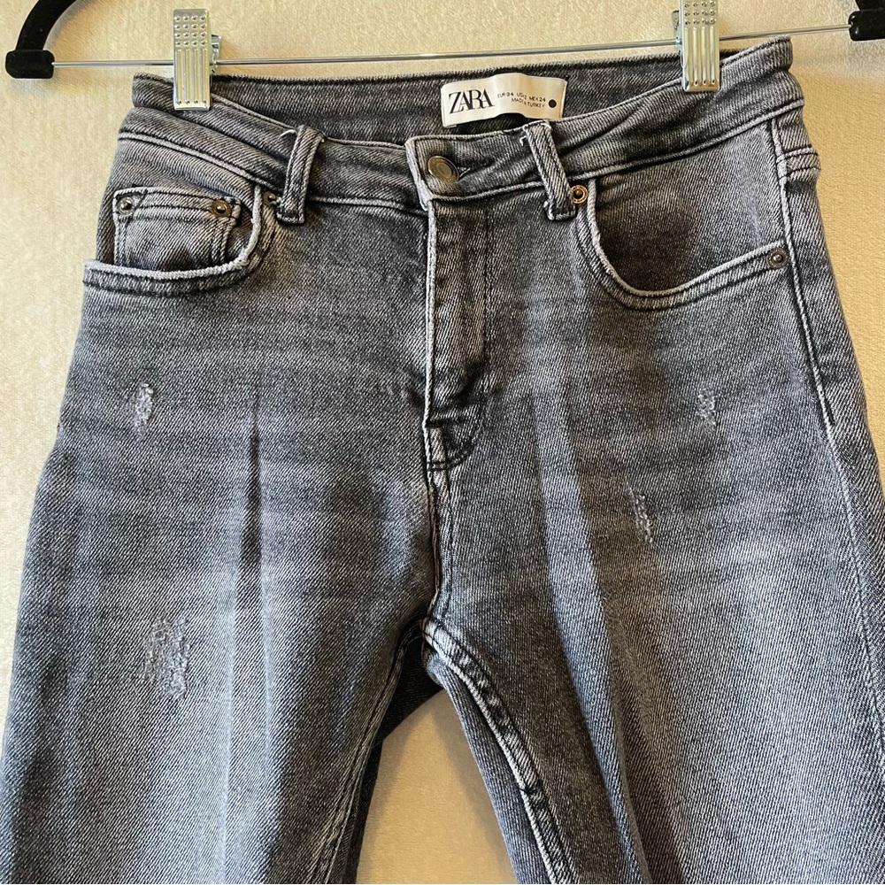 Zara Mid Rise Skinny Jeans Distressed Stretch Womens 2 Faded Black Raw Hem - Picture 2 of 13